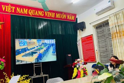 CHI BỘ Trường Tiểu học Khánh Phú TỔ CHỨC NGHIÊN CỨU, HỌC TẬP, QUÁN TRIỆT VÀ TRIỂN KHAI THỰC HIỆN NGHỊ QUYẾT SỐ 79-NQ/TW VÀ NGHỊ QUYẾT SỐ 80-NQ/TW CỦA Bộ Chính trị